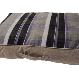 Camden Sleeper Medium (56x81x13cm) Purple Check (SRP £29.99)