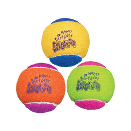 Kong SqueakerAir Birthday Ball Medium 3pk (SRP £3.99)